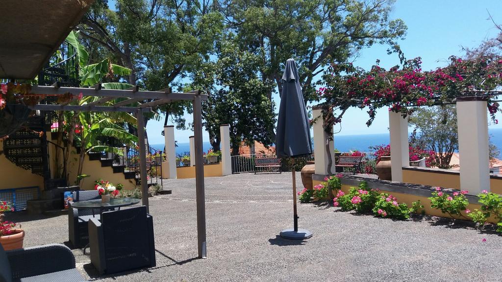 Purple Studio Funchal  Luaran gambar