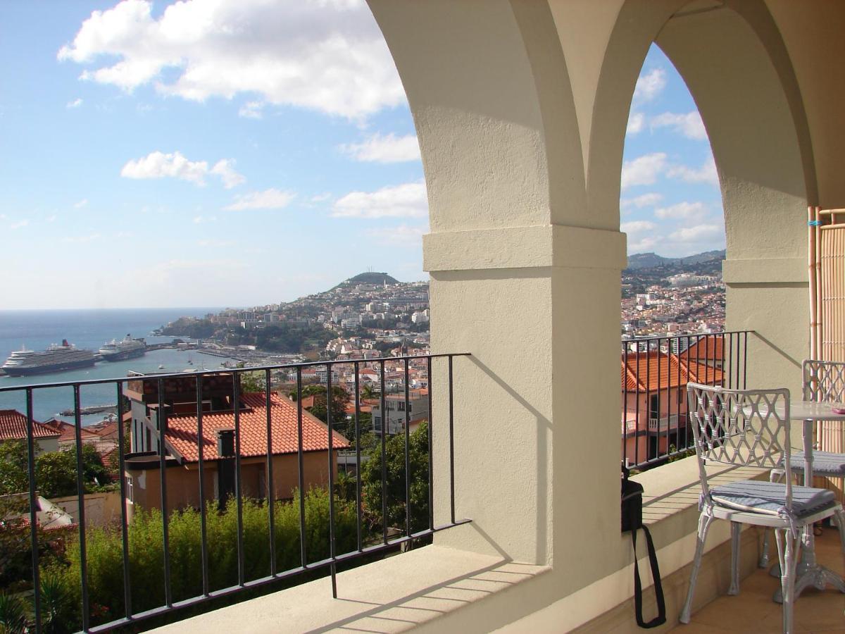 Purple Studio Funchal  Luaran gambar